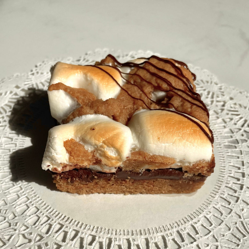 S’mores Cookie Bar