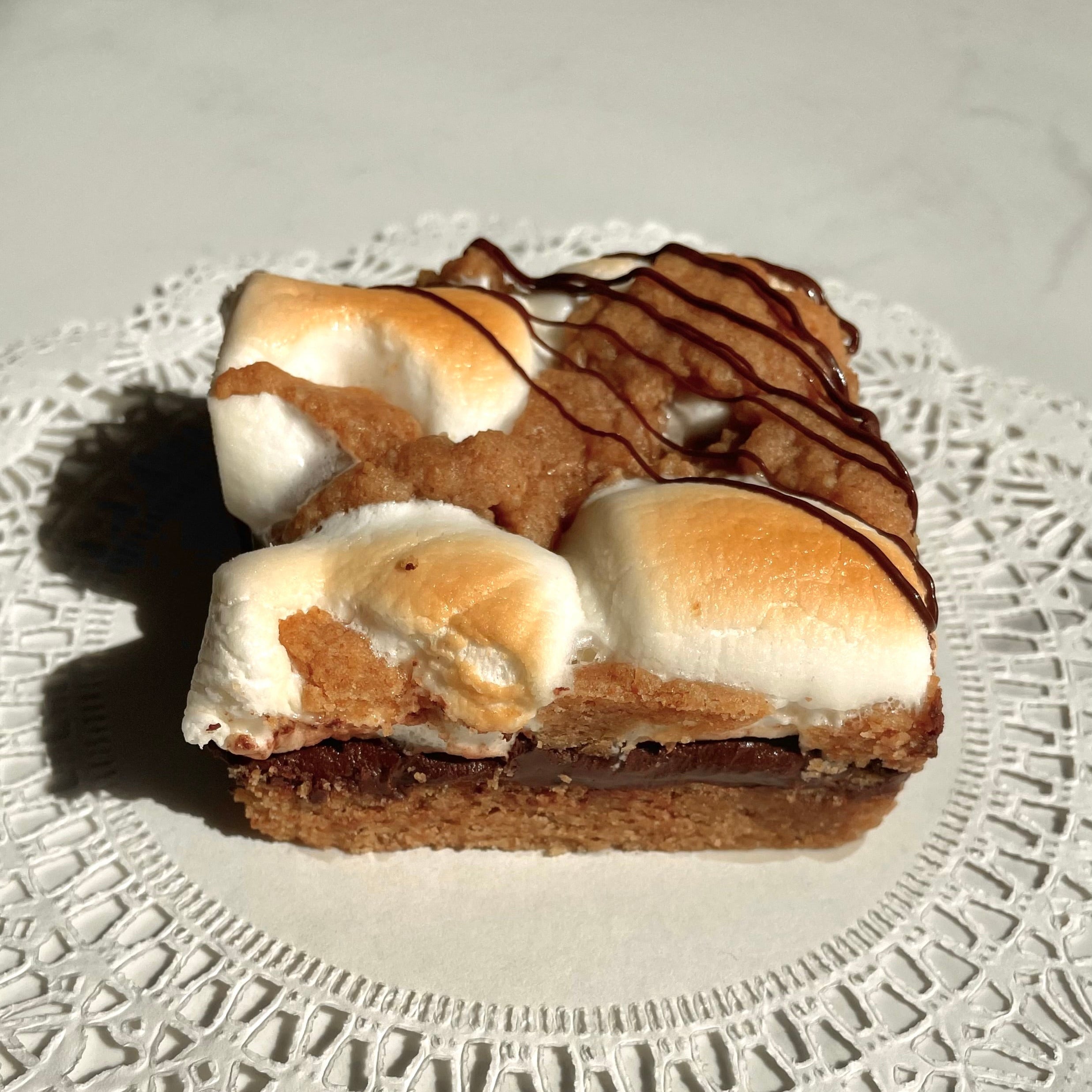 S’mores Cookie Bar