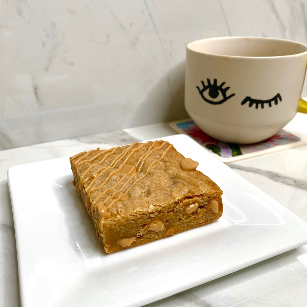 Toasted White Chocolate Blondie