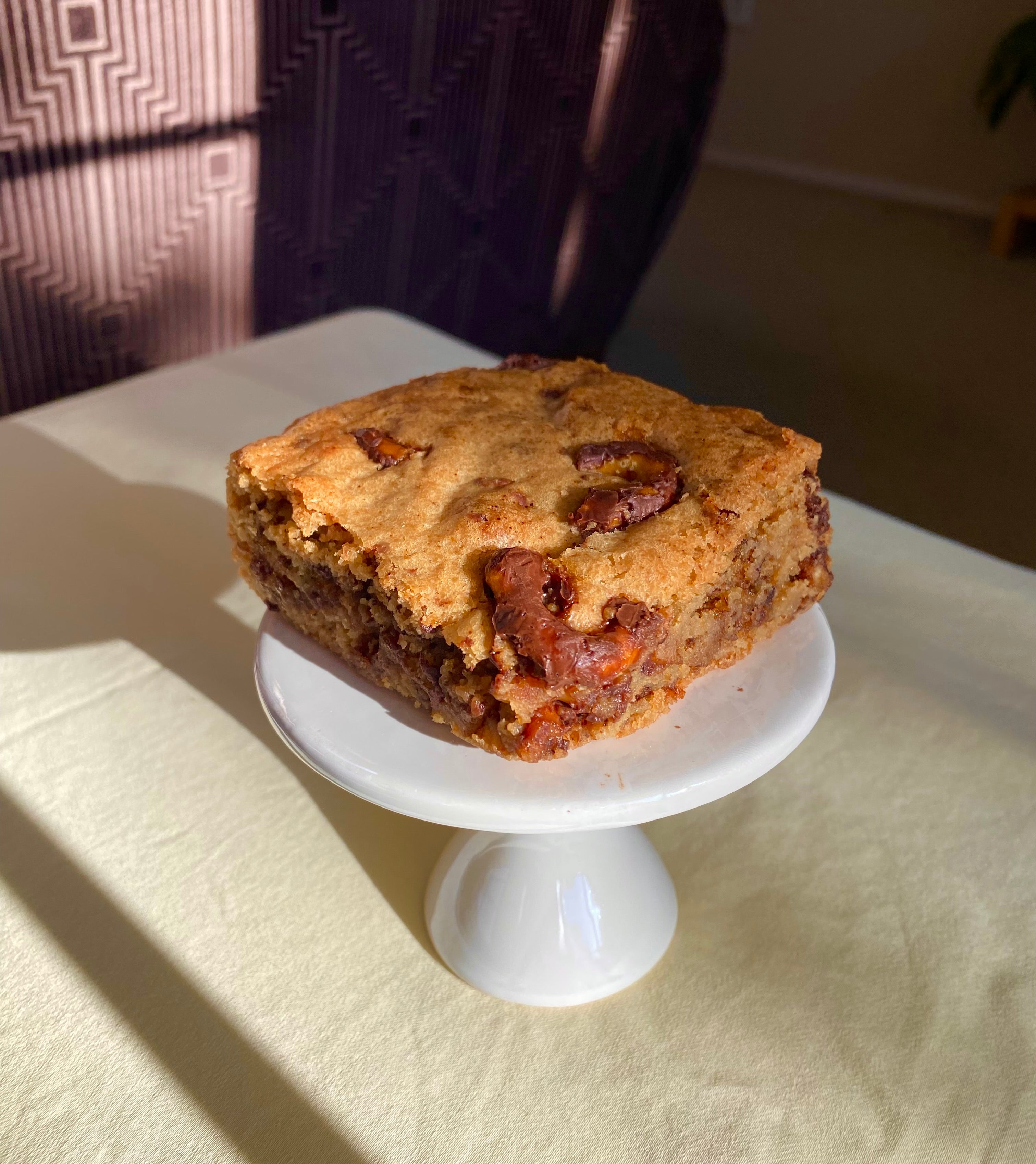 Chocolate & Toffee Covered Pretzel Cookie Bar